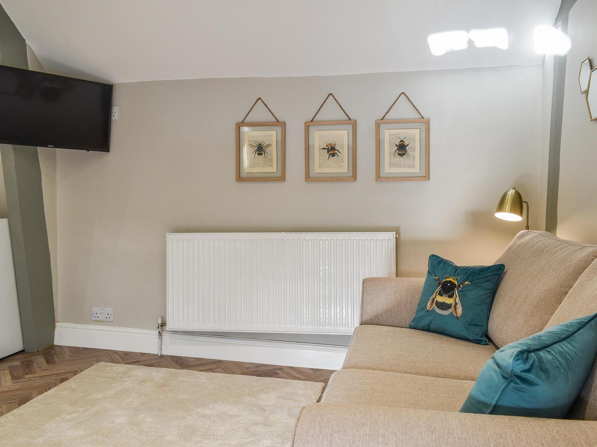 Little Hive-Uk39430 Villa โดรนฟีลด์ ภายนอก รูปภาพ